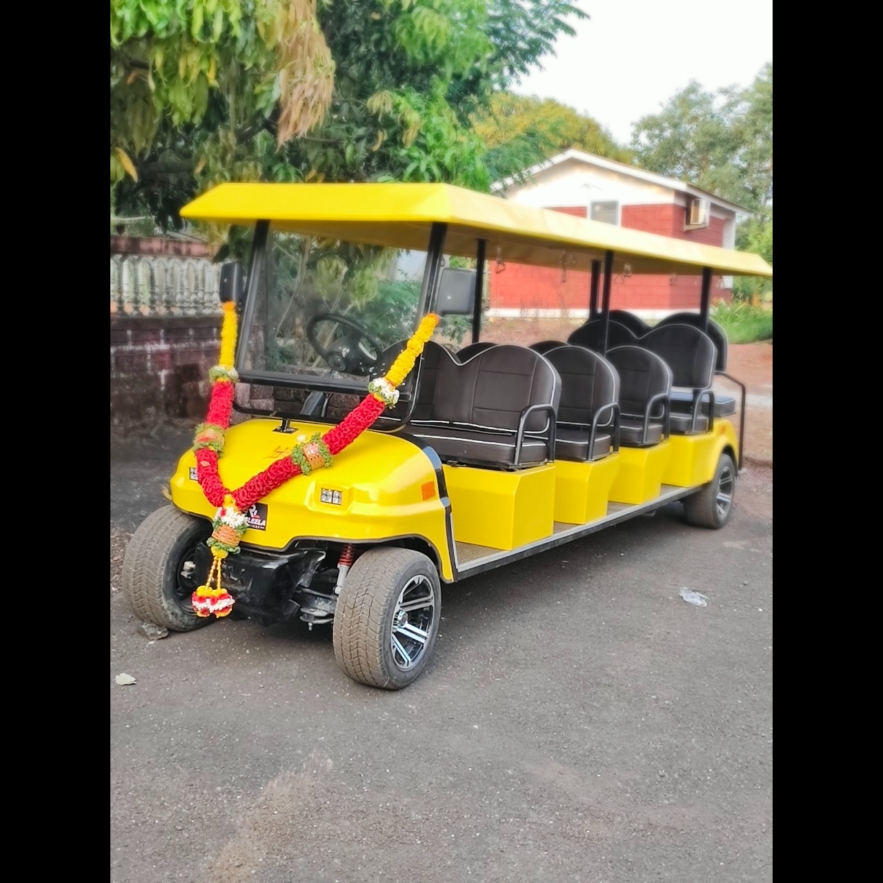 Rajleela Industries | 10 Seater Golf Cart Delivered to Pitambari Agro Tourism & Resorts, Dapoli ππΏ