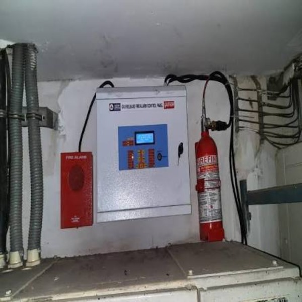 Electrical Equipment Protection System using co2