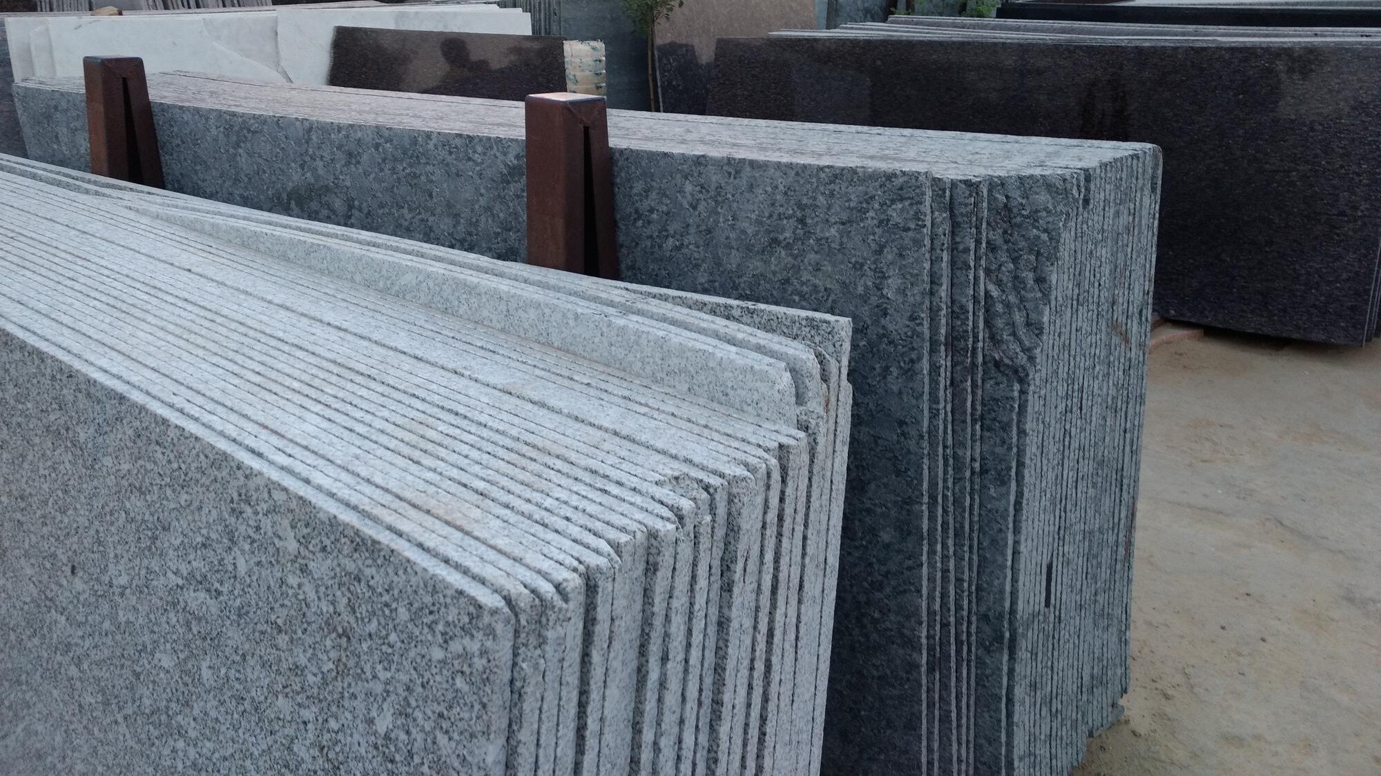 Planning Kitchen Counters and Flooring With Help From a Granite Slabs Dealer