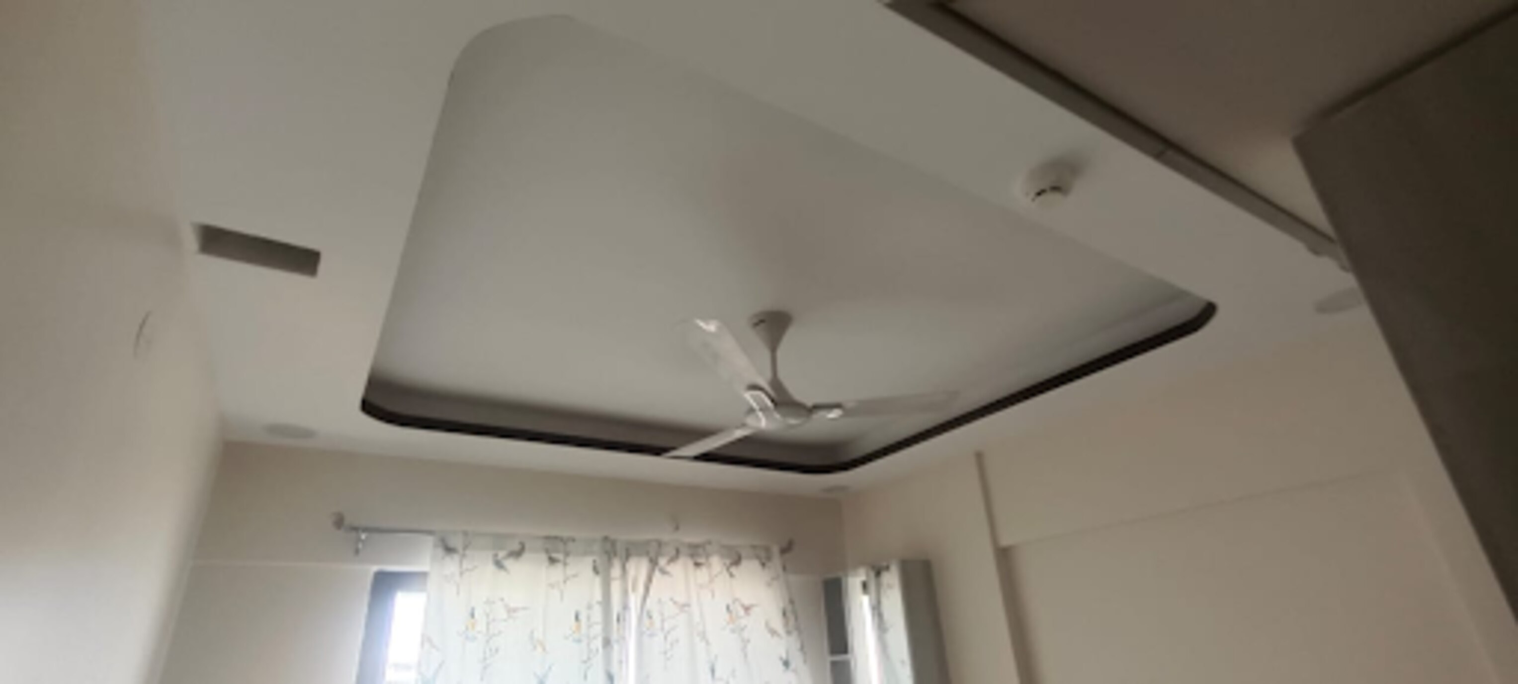 How False Ceiling Services Can Improve Lighting and the Overall Look of Your Interiors