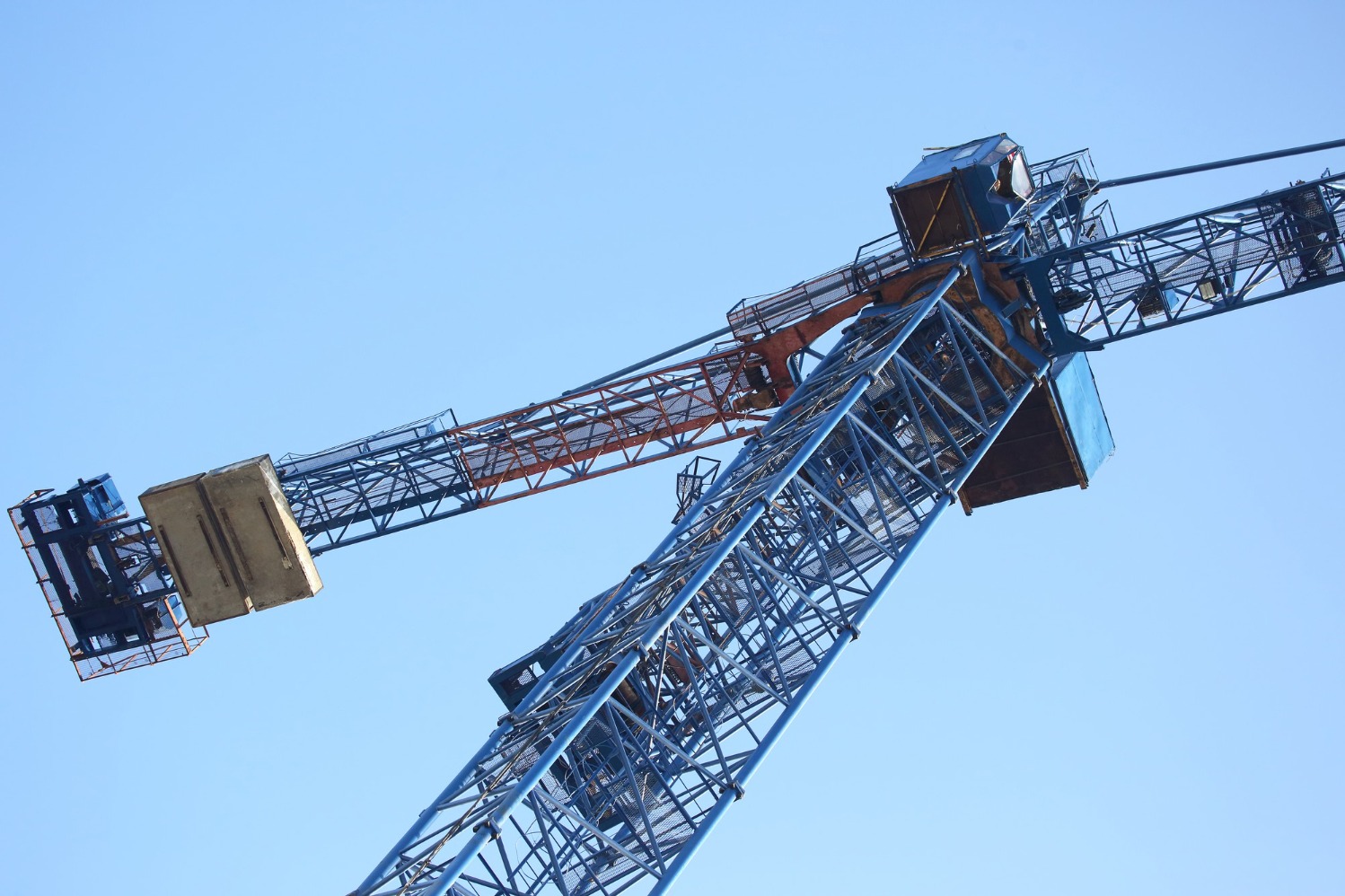 Spark Proof Crane Selection for Sensitive Industrial Applications
