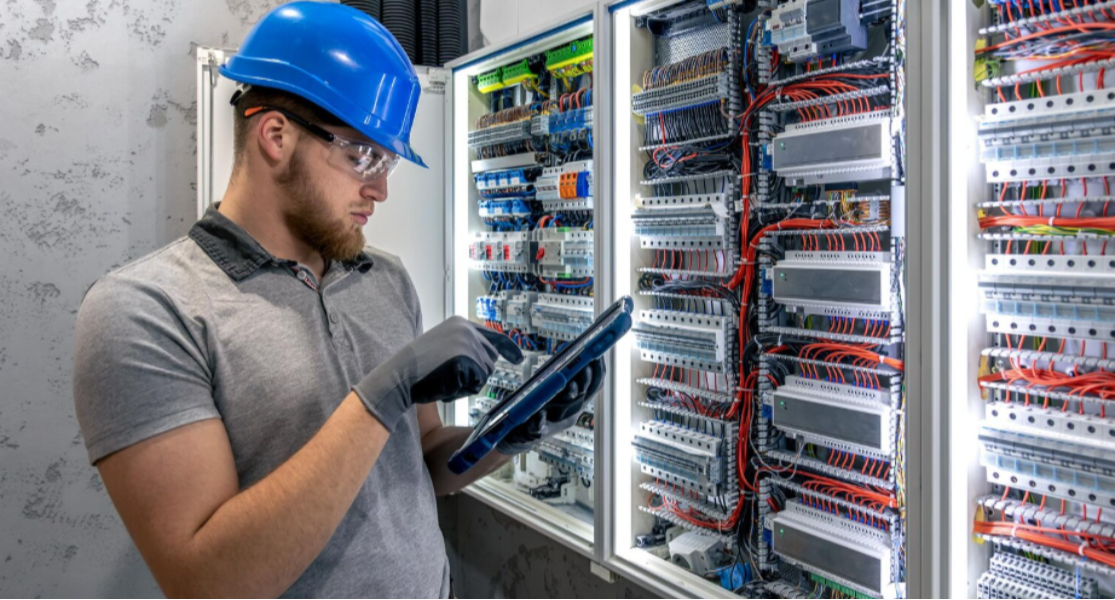 Choosing an Electrical Panel Components Supplier for Industrial Projects