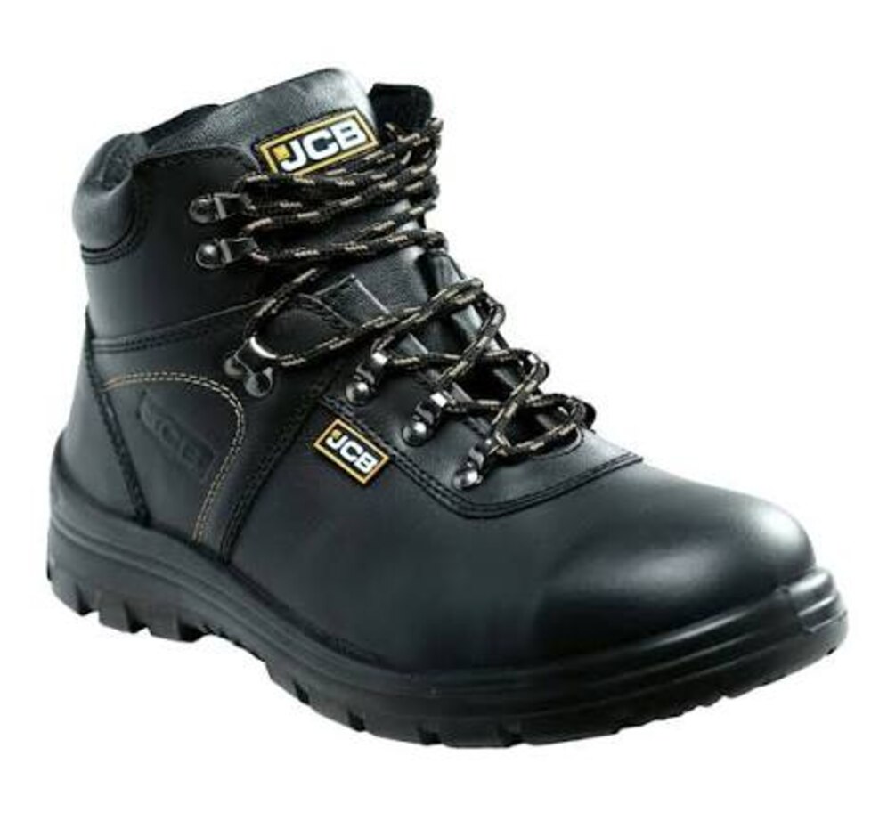 When JCB Safety Shoes May Be Suitable for Demanding Industrial Work Environments