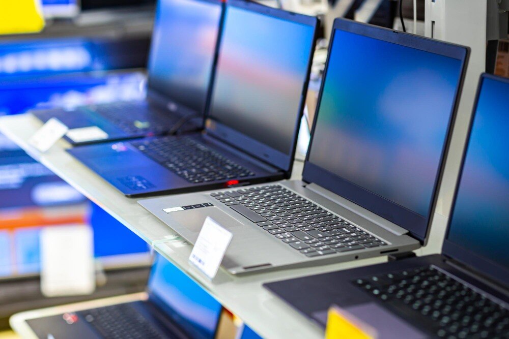 What Comes with a Dell Core i7 Laptop Rental in Delhi