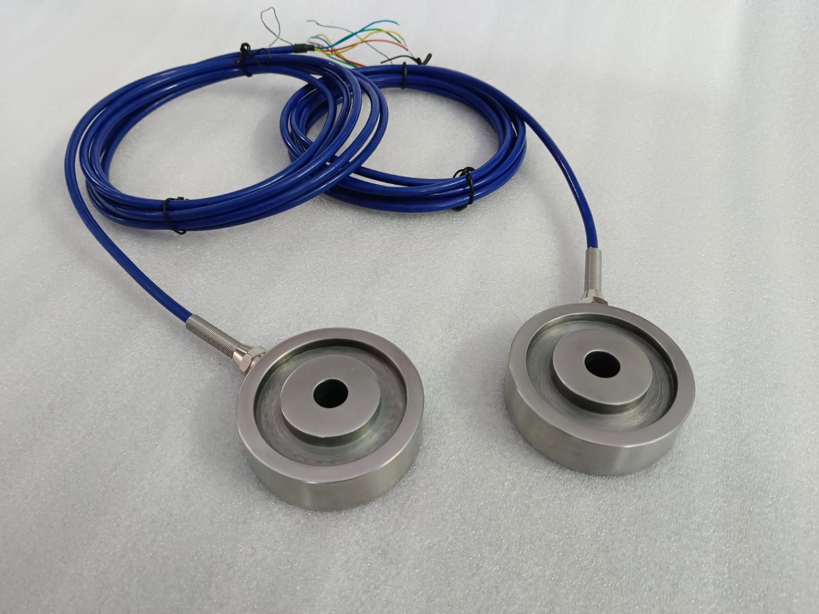 Low Profile Donut Load Cells | Bolt Tension & Force Measurement