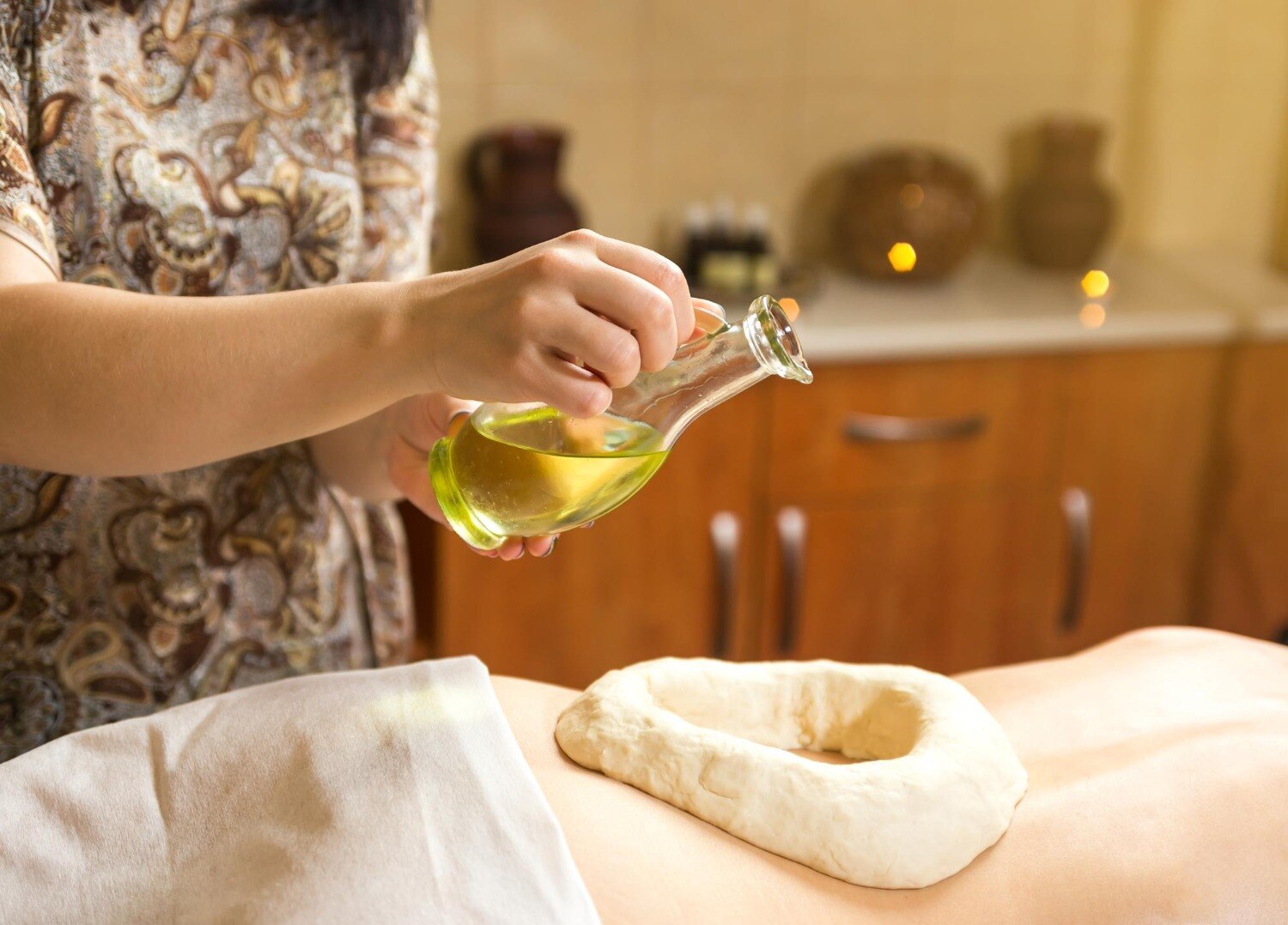 How Ayurvedic Treatment Combines Diet, Lifestyle and Traditional Therapies for Holistic Care