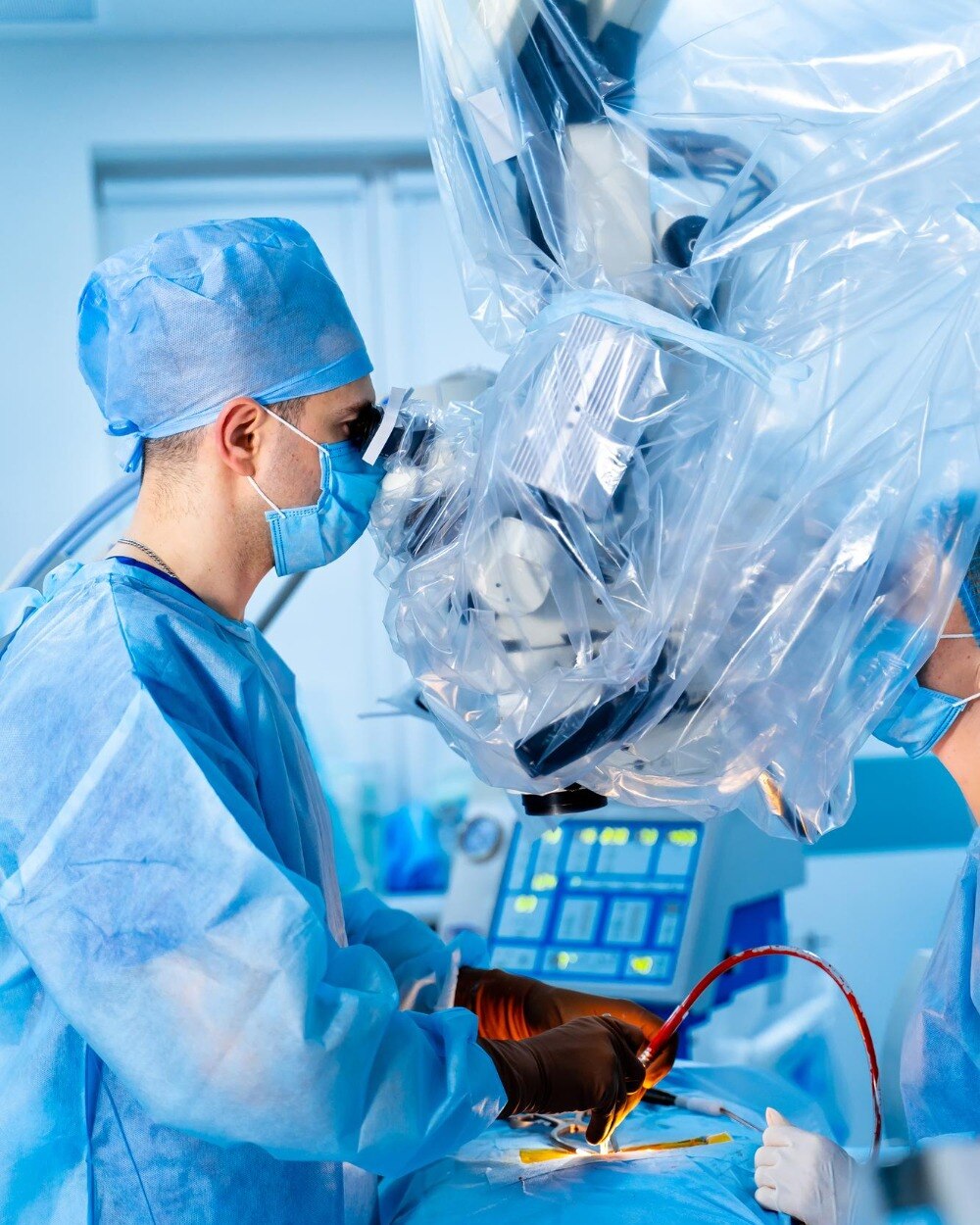 How Robotic Surgery Is Used for Selected Gastrointestinal, Hernia and Bariatric Procedures