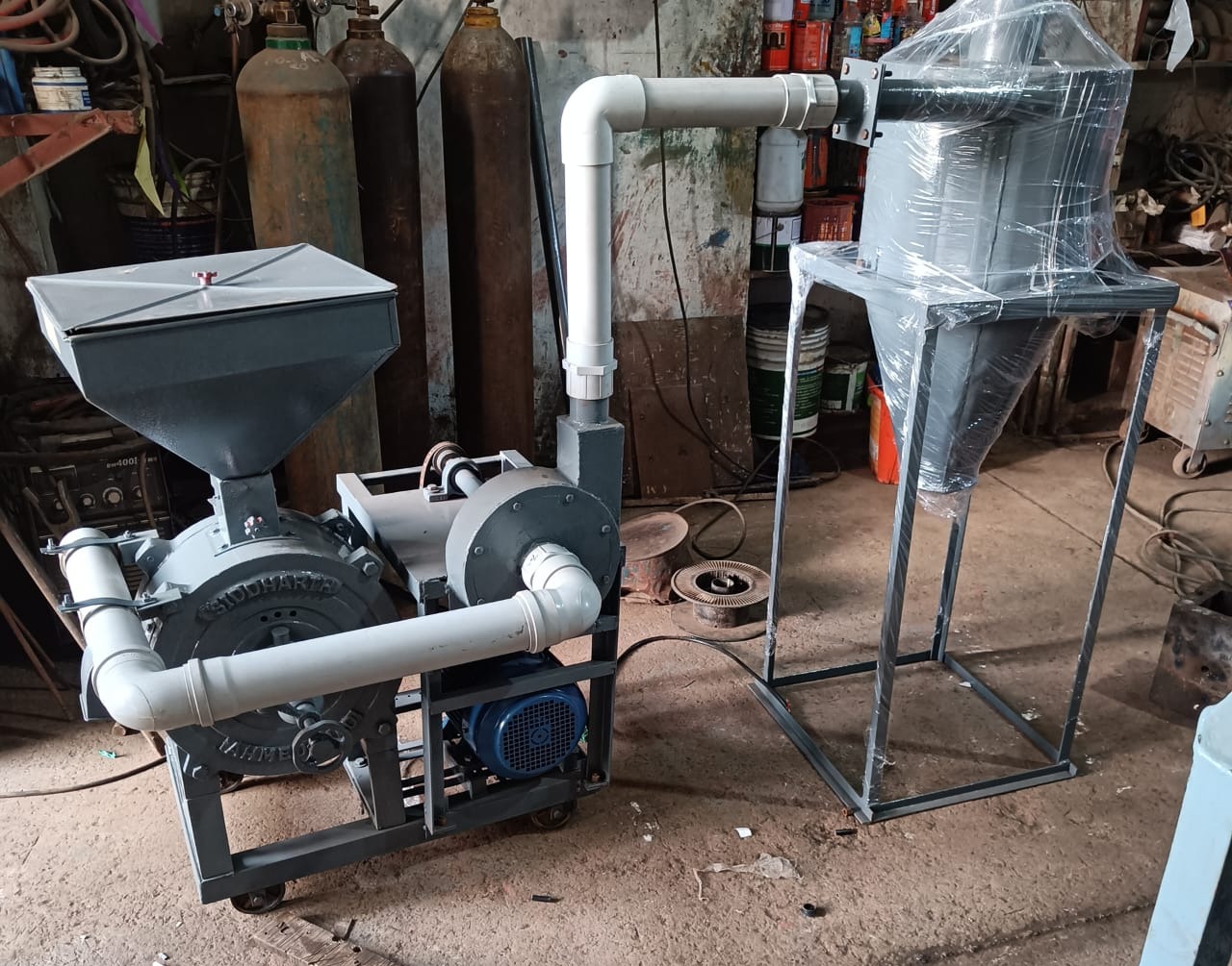 Atta chakki machine with blower and dust collector arrangement manufacturer and supplier in Nagpur, ...