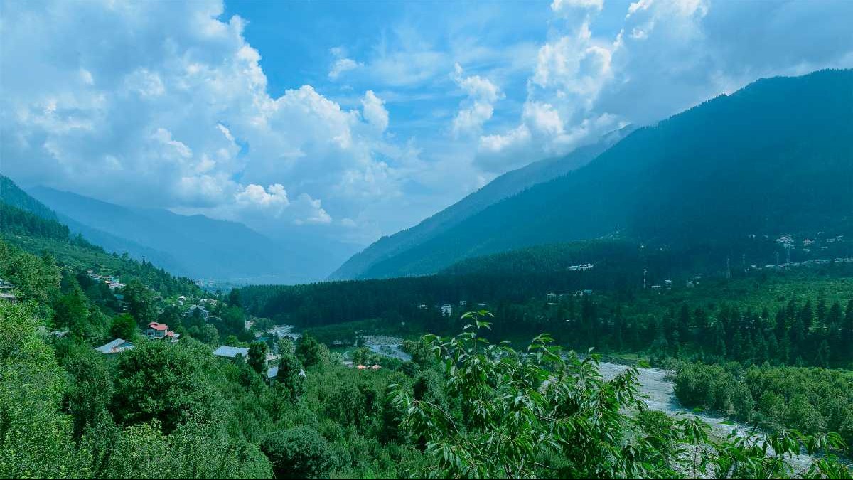 Places To Visit In Manali
Van Vihar, Manali
Van Vihar, Manali Overview
A park near Mall Road with...