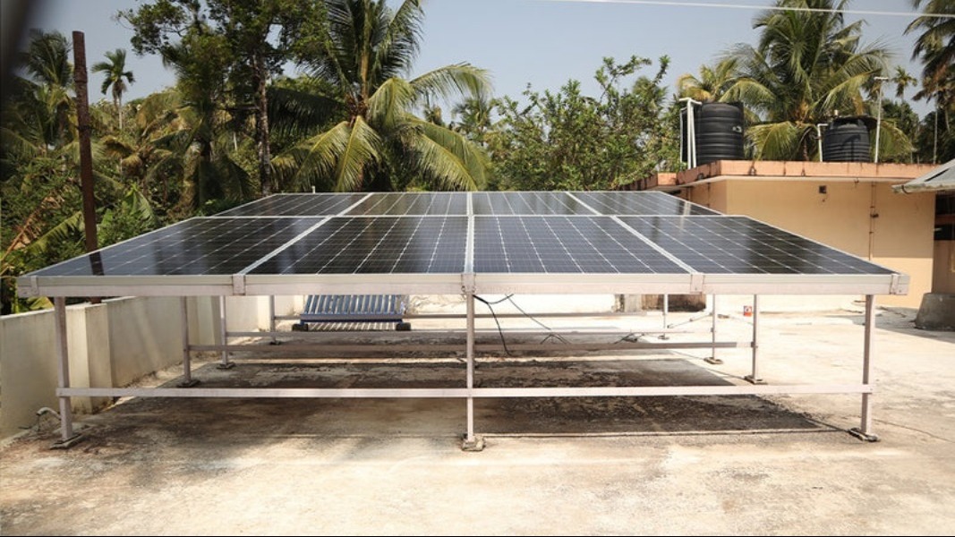 RESIDENTIAL SOLAR PANEL INSTALLATION NEAR JUDGES BUNGLOW, AHMEDABAD