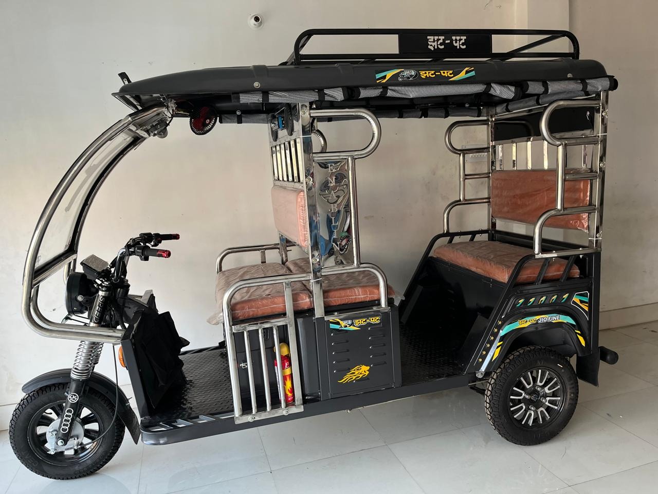 Electric Loading Rickshaw Dealer