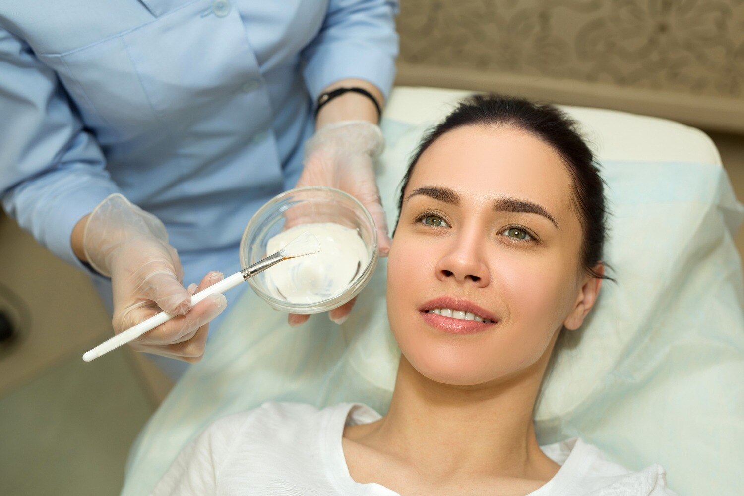 Chemical Peel Applications for Pigmentation at a Sus Skin Clinic