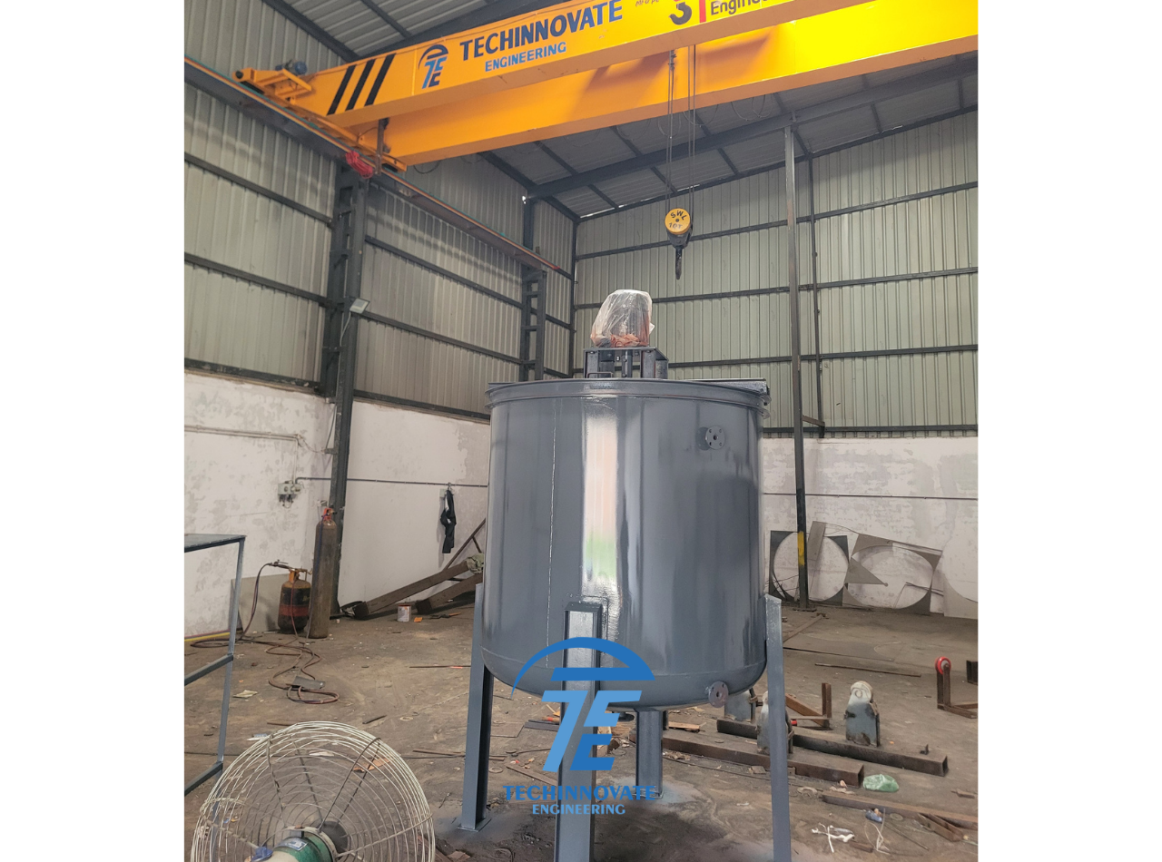 Industrial Liquid Mixing Tank Manufacturer in Gujarat