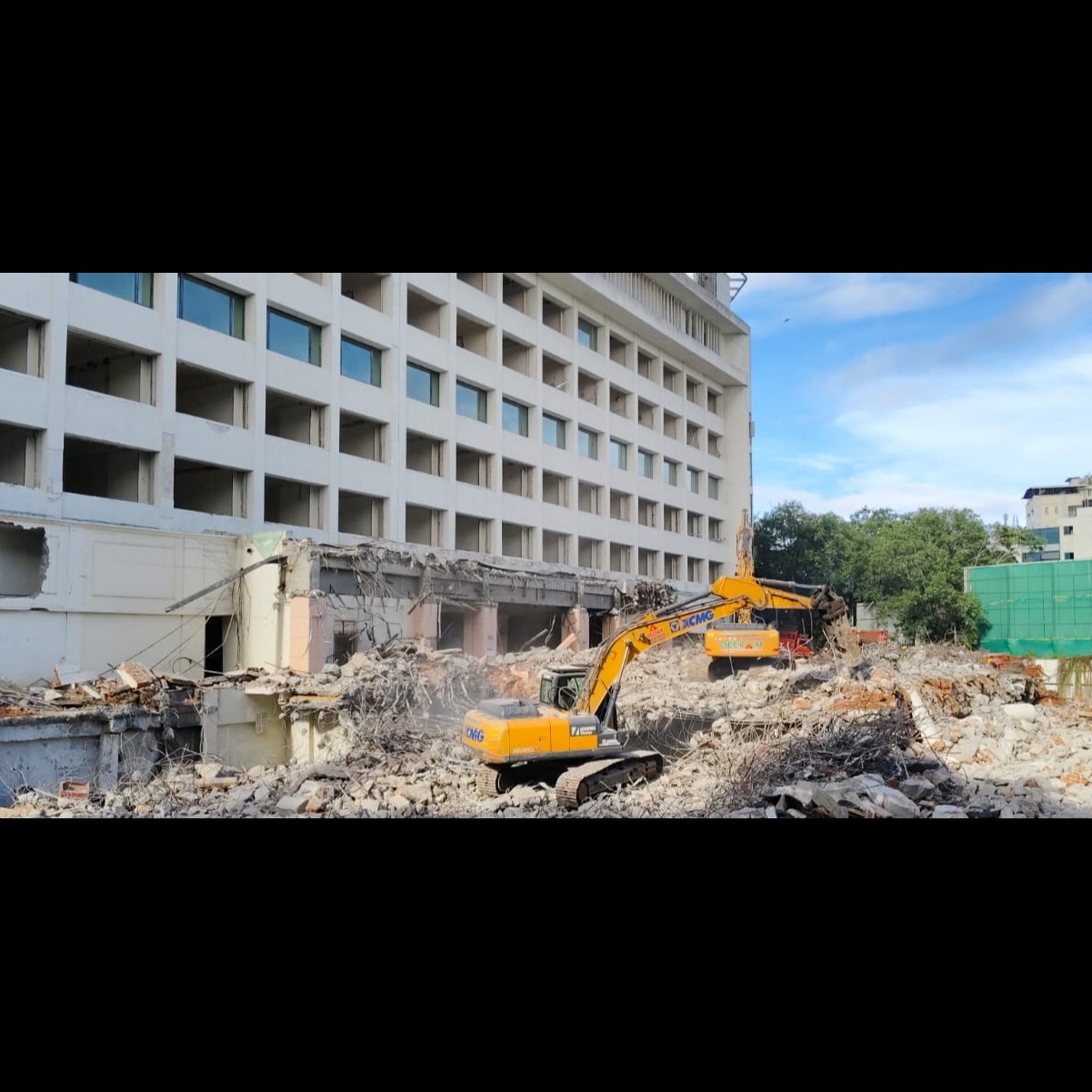 Building d