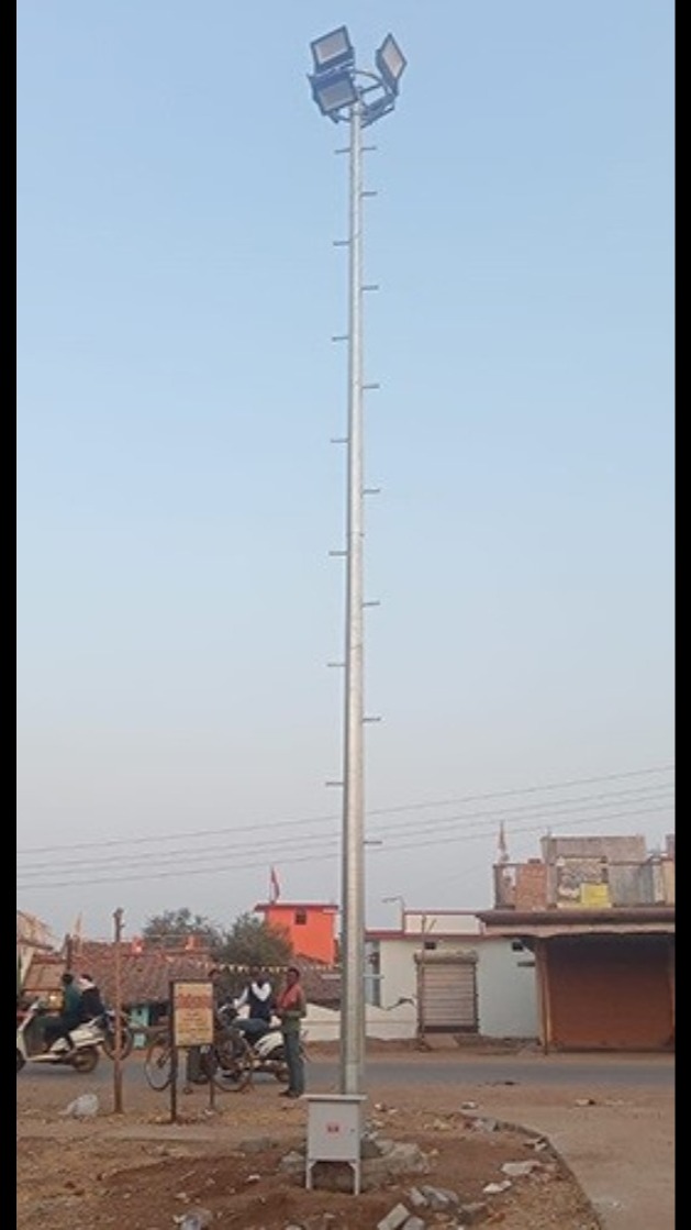 9-meter Hot-Dip Galvanized Octagonal Lighting Pole with Ring Arrangement in nagpur