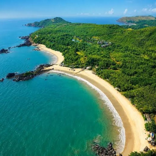 Places to visit in Karnataka
Gokarna
Gokarna Tourism
With its pristine beaches and breathtaking ...