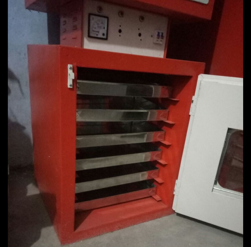Tray dryer machine manufacturer and supplier in Nagpur, Bhandara, Gondia, Chandrapur, Gadchiroli, Wa...