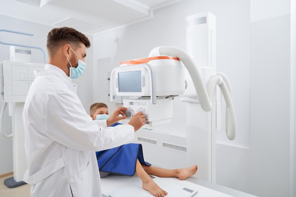 Hospital DR Machine or Varex Panel for Nashik Facilities