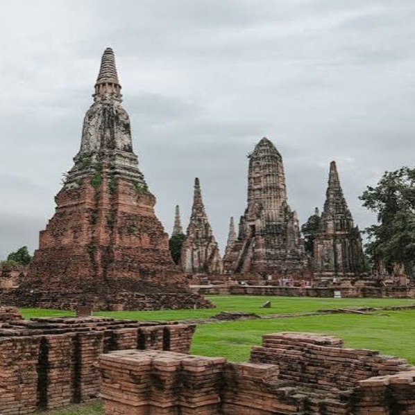 Places To Visit in Thailand
Ayutthaya
Ayutthaya Tourism
Ayutthaya, short for Phra Nakhon Si Ayut...