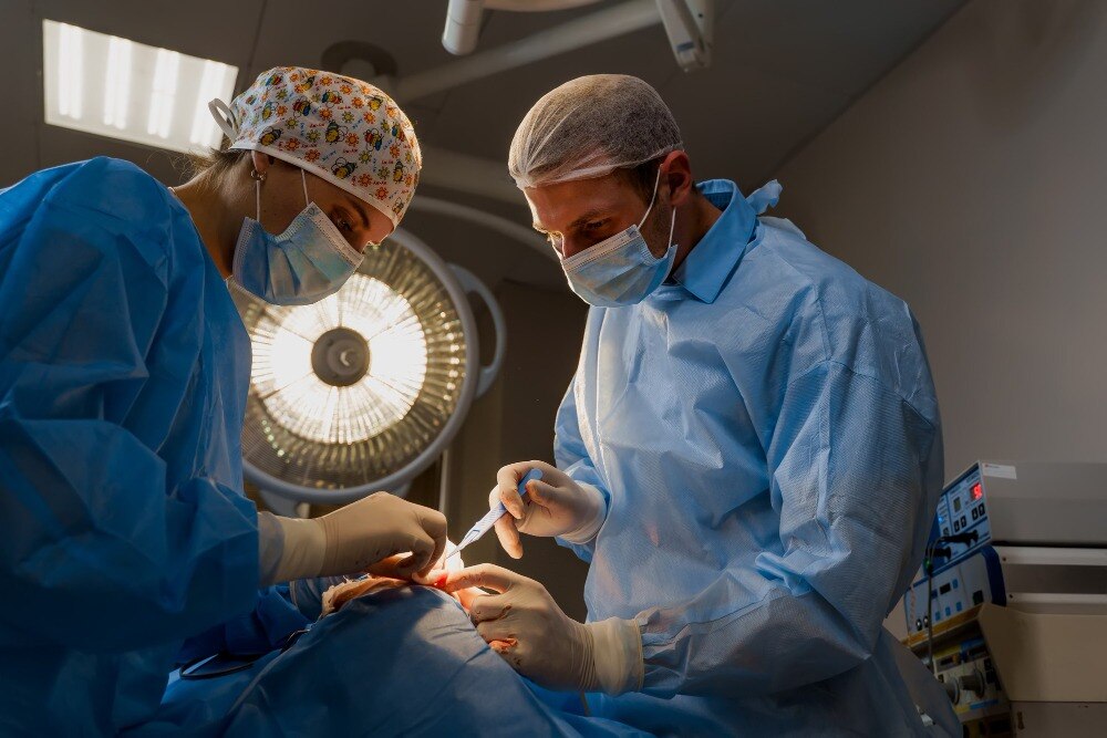 How to Choose the Best Surgical Oncologist for Your Cancer Treatment