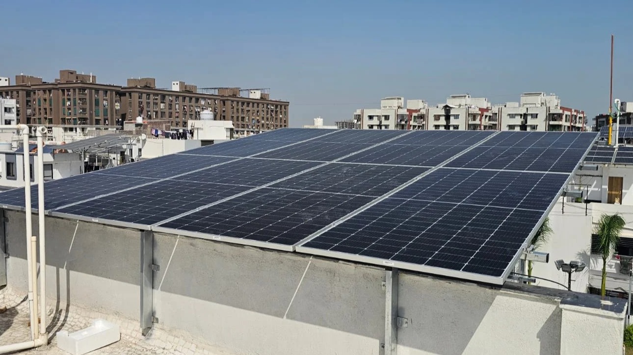 RESIDENTIAL SOLAR PANEL INSTALLATION IN KHAMBHALIA, GUJARAT