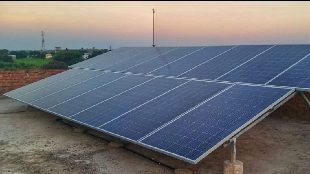 RESIDENTIAL SOLAR PANEL INSTALLATION IN MALIYA, GUJARAT