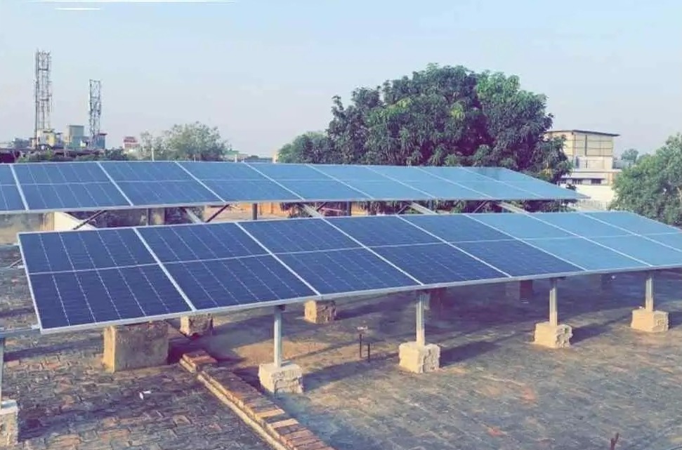 RESIDENTIAL SOLAR PANEL INSTALLATION IN MANGROL, GUJARAT