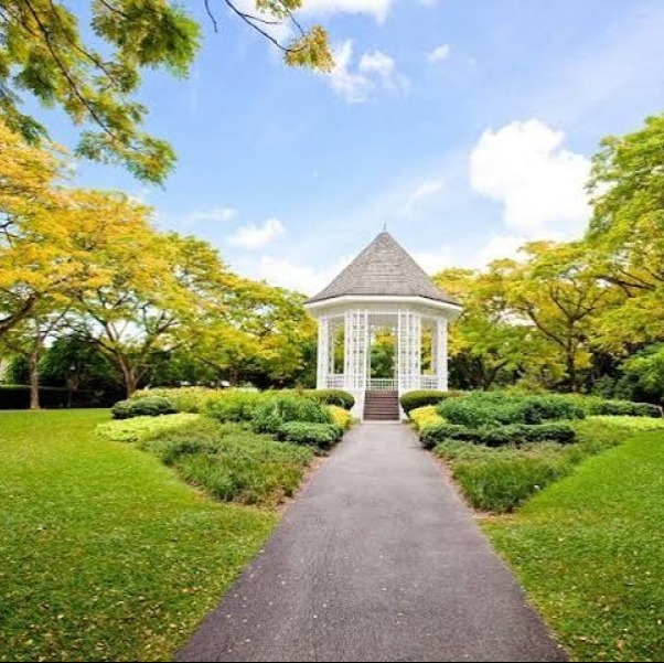 Places to isit In Singapore
Singapore Botanic Gardens
Singapore Botanic Gardens, Singapore Overvi...