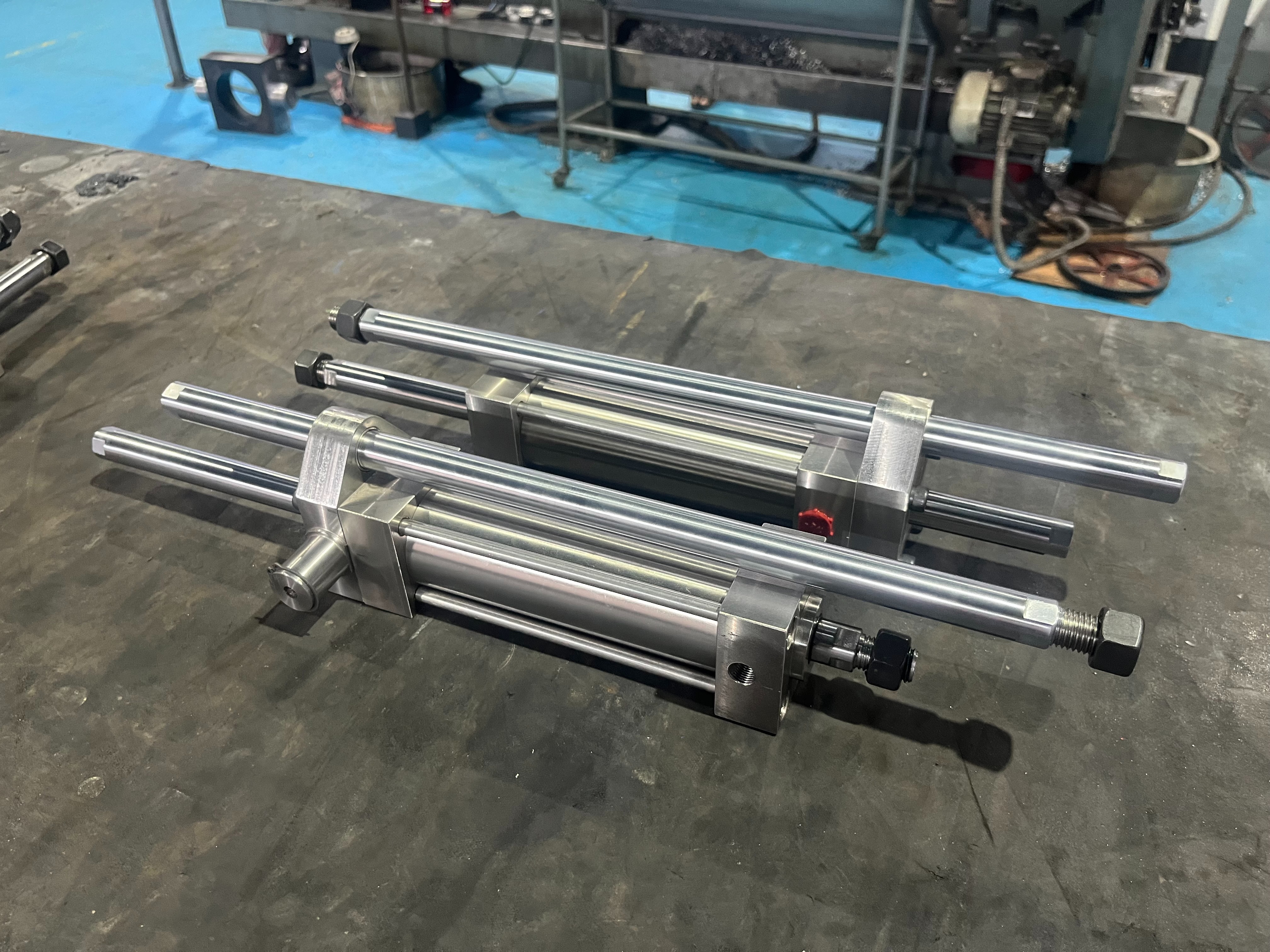 Hydraulic Pistons and Piston Rods – Precision Components for Hydraulic Cylinders