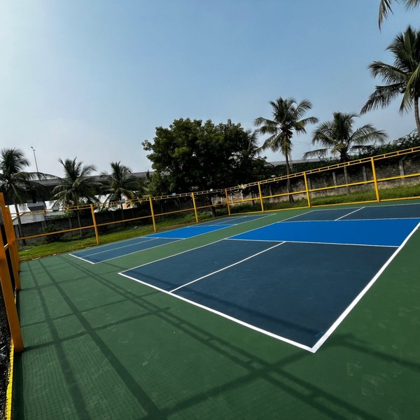 Pickleball Court Construction
