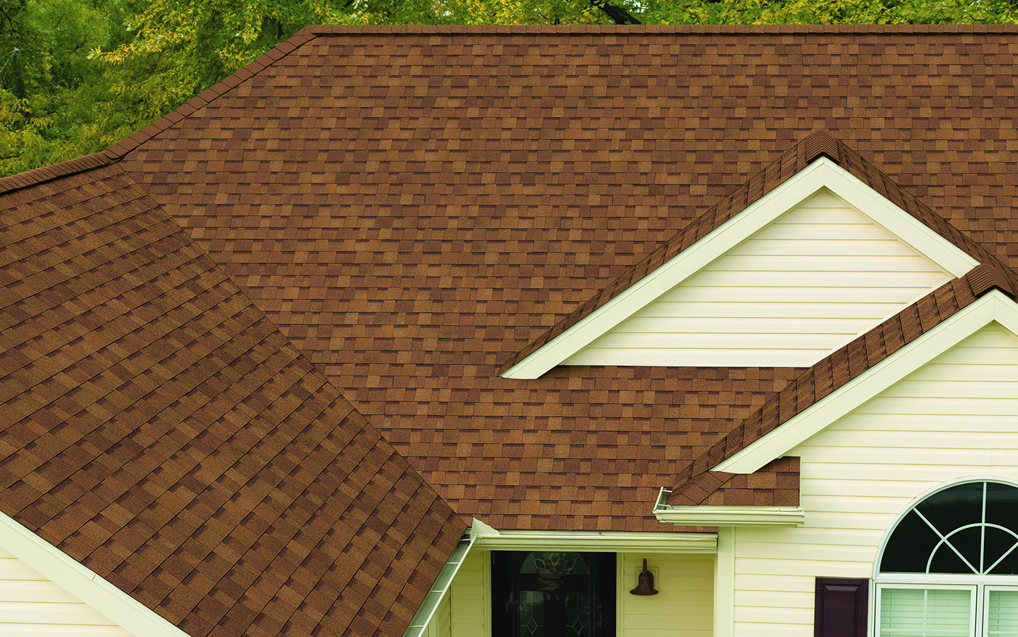 Product Description:Elevate your roofing experience with Oakridge® laminated shingles, the epitome of high performance paired with captivating aesthetics. Designed to offer premium protection and impressive curb appeal, these shingles are the ideal choice for homeowners and builders seeking excellence in roofing solutions.Technical Specifications:• Double Layer Nailing Zone: Oakridge® Shingles feature a full double layer in the nailing zone, enhancing their integrity and providing superior holding power compared to shingles with single-layer nail zones.• Warm and Inviting Look: Available in a range of popular colors, these shingles radiate warmth and offer an inviting appearance that transcends traditional three-tab shingles.• Limited Lifetime Warranty: Backed by a Limited Lifetime Warranty*, Oakridge® Shingles assure long-lasting performance and enduring protection for as long as you own your home.• Wind Resistance: Certified with a 110/130 MPH Wind Resistance Limited Warranty*, Oakridge® Shingles are engineered to withstand significant wind forces, safeguarding your home against the elements.• StreakGuard® Protection: Oakridge® Shingles come equipped with StreakGuard® Protection, complete with a 25-year Algae Resistance Limited Warranty3/§, ensuring your roof remains free from unsightly algae streaks.Oakridge® Shingles are The Right Choice® for those who demand roofing excellence that combines durability, beauty, and peace of mind. With a commitment to long-lasting performance and striking aesthetics, these shingles stand as a testament to quality and innovation.Choose Oakridge® Shingles for roofing that not only protects your home but also enhances its visual allure. Explore a world of possibilities for your roofing project with Oakridge® laminated shingles—the pinnacle of roofing perfection.*Please note that warranty details may vary; it's recommended to consult the specific warranty documentation for comprehensive coverage information.