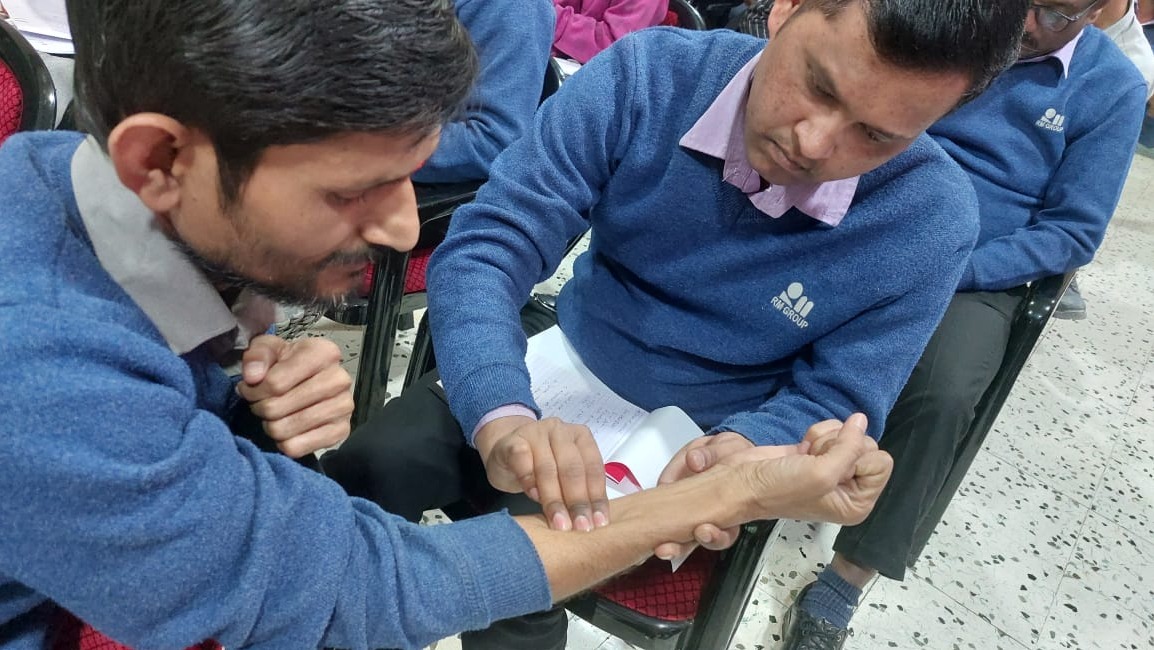 first aid emergency response s