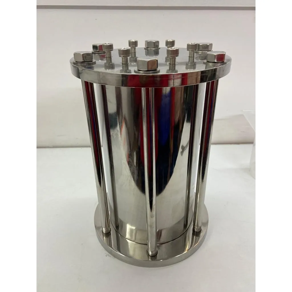 A hydrothermal autoclave with a capacity of 1000 m...