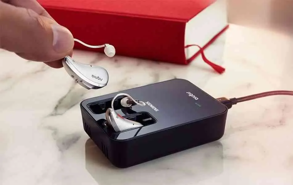 Siemens hearing aid
Cellion.
Revolutionary battery...