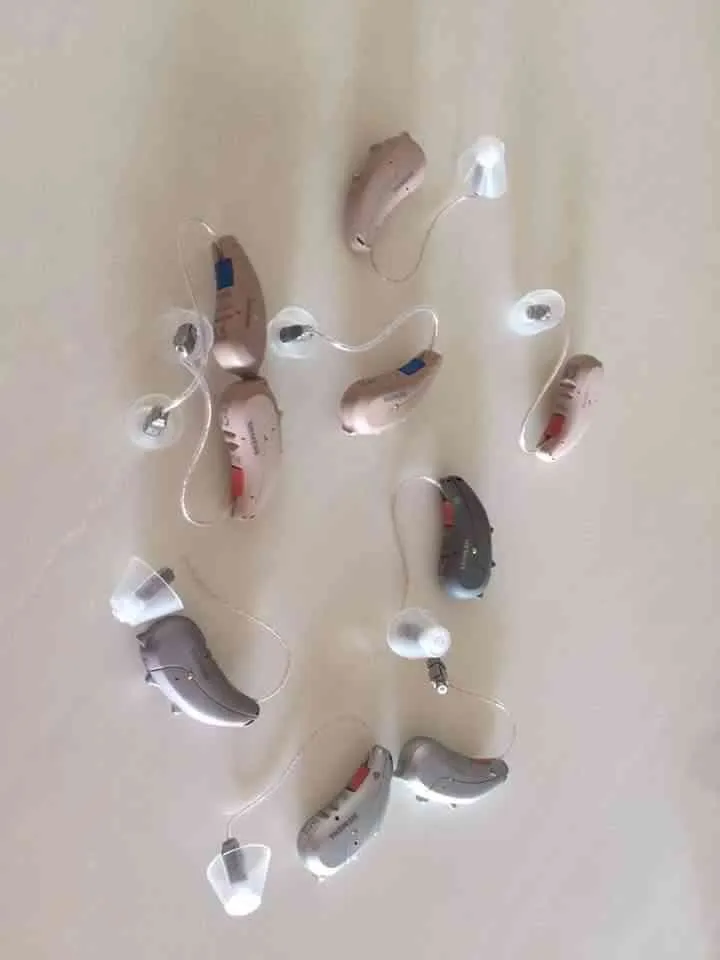 Digital hearing aids are now also easily available...