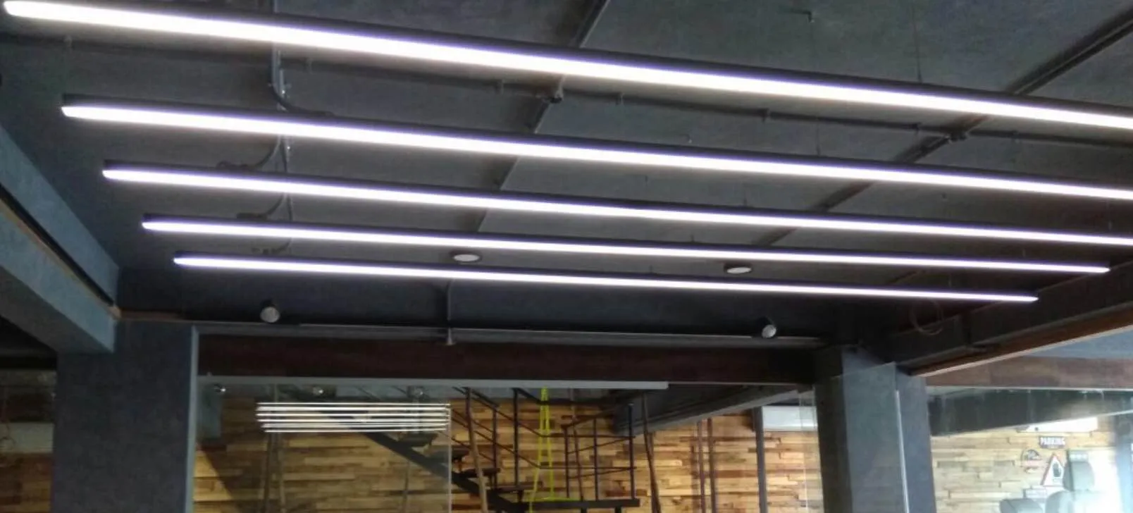 Linear Profile:
Suspended is a clean cut c...