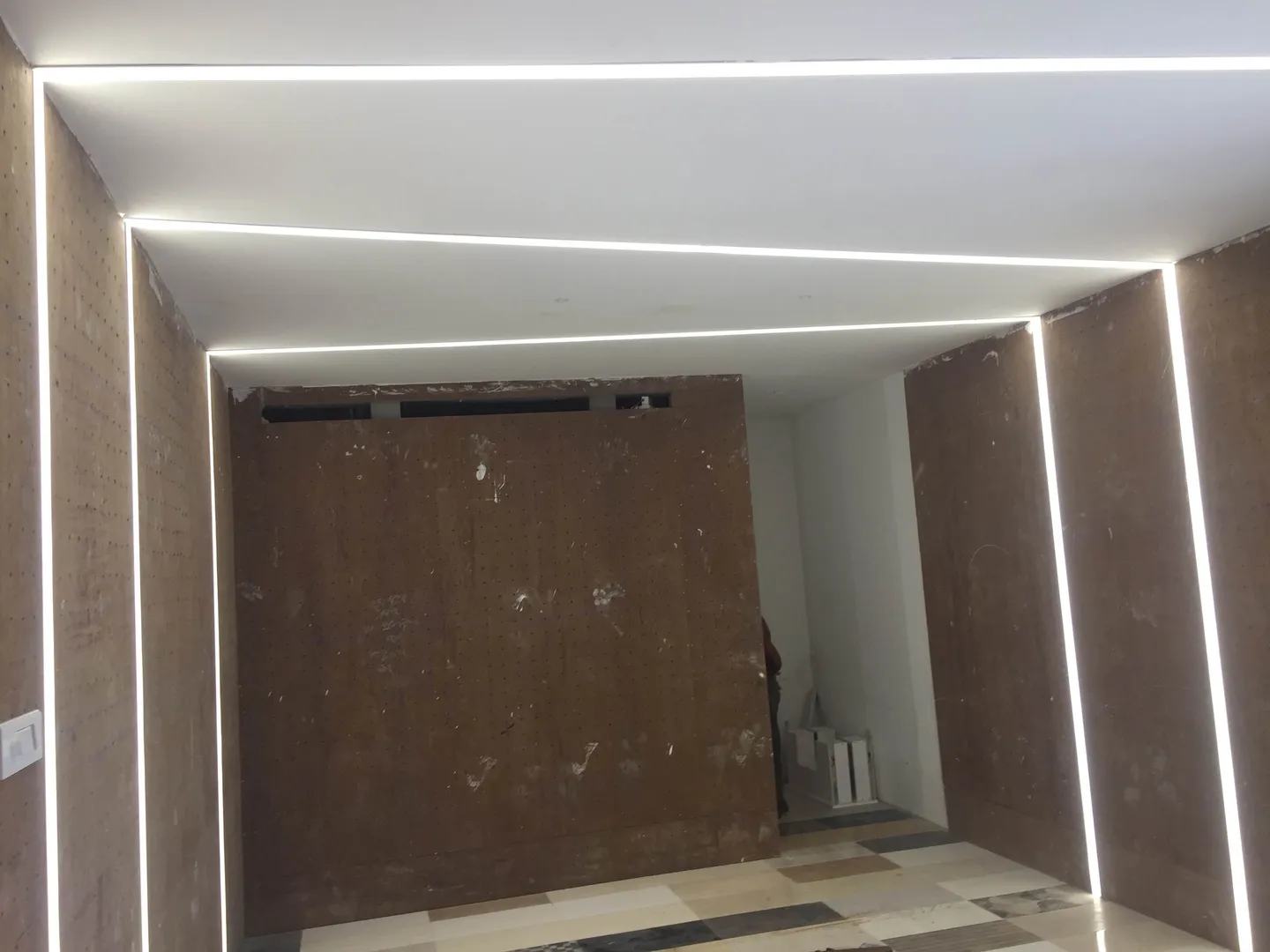 Linear profile light manufacturers, available in d...