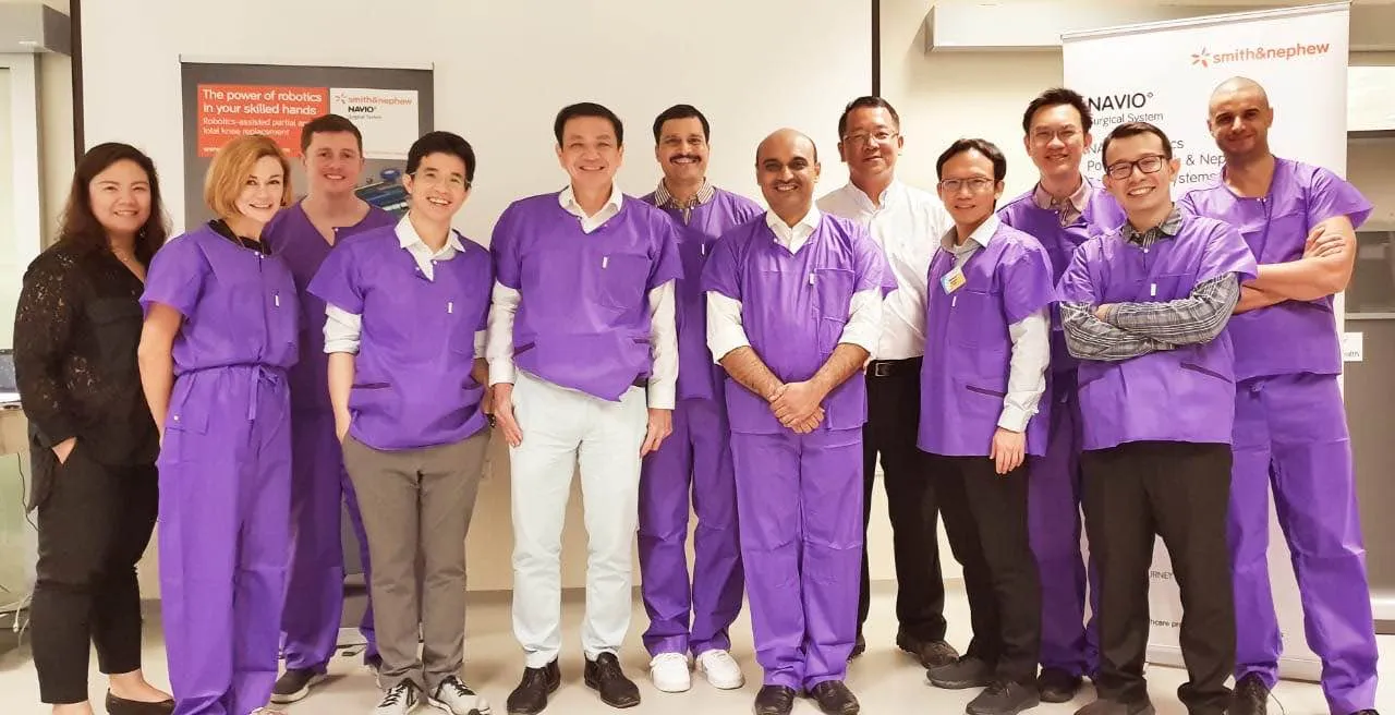 Robotic knee replacement surgery - cadaveric train...