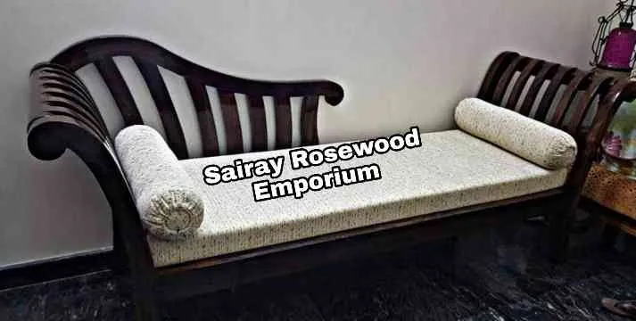 Rosewood Couch in Contemporary design
Couch for ...