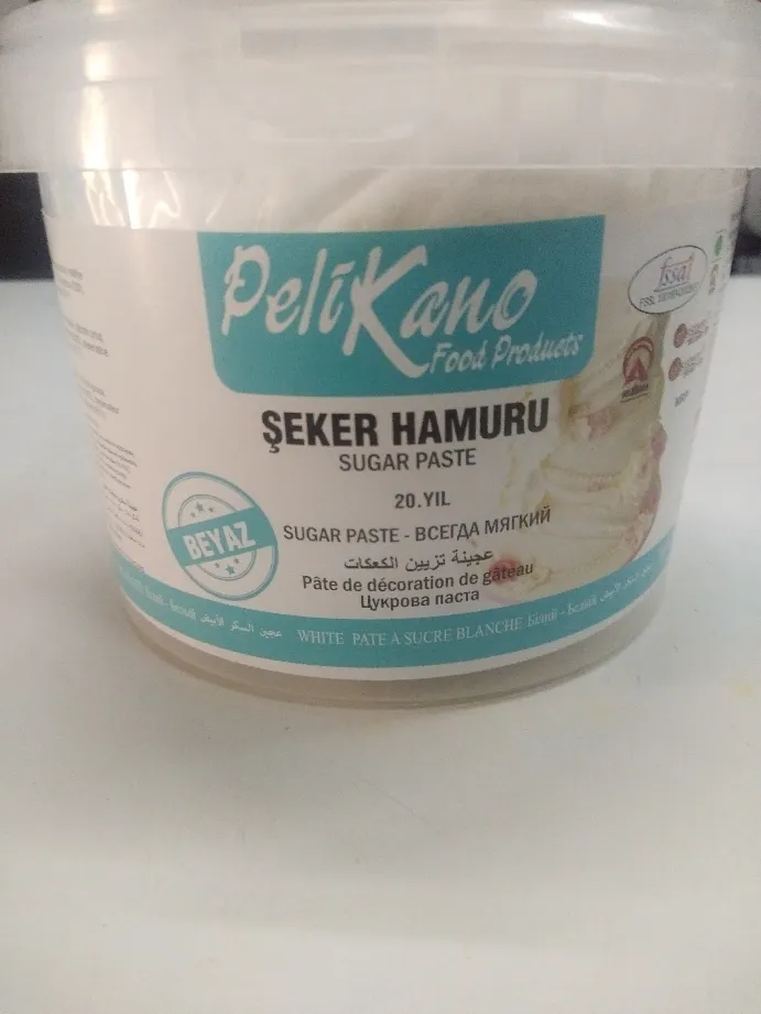Love decorating cakes? Use Peli Kano sugar paste.....