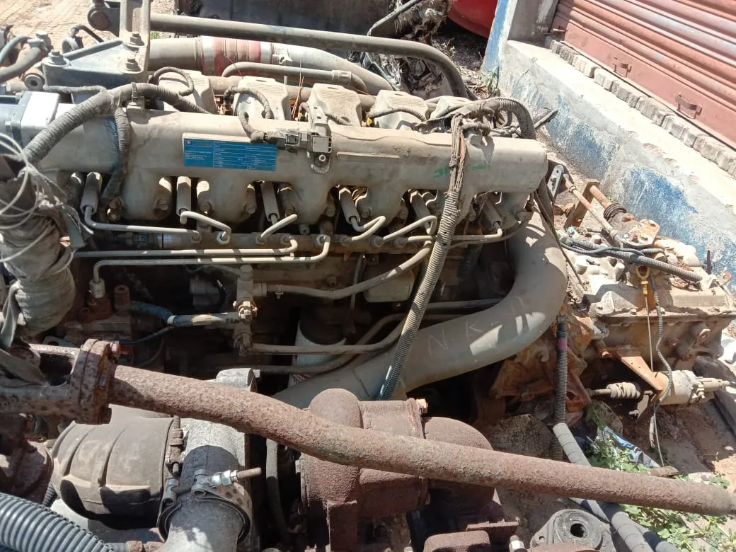 Mahindra Navistar Engine 280 horse power common ra...
