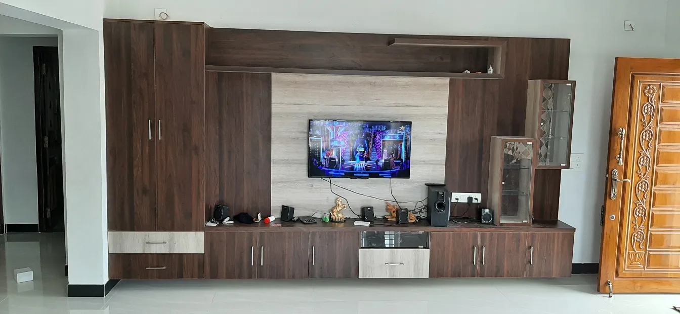 We are the Leading Office Table Manufacturer In Co...