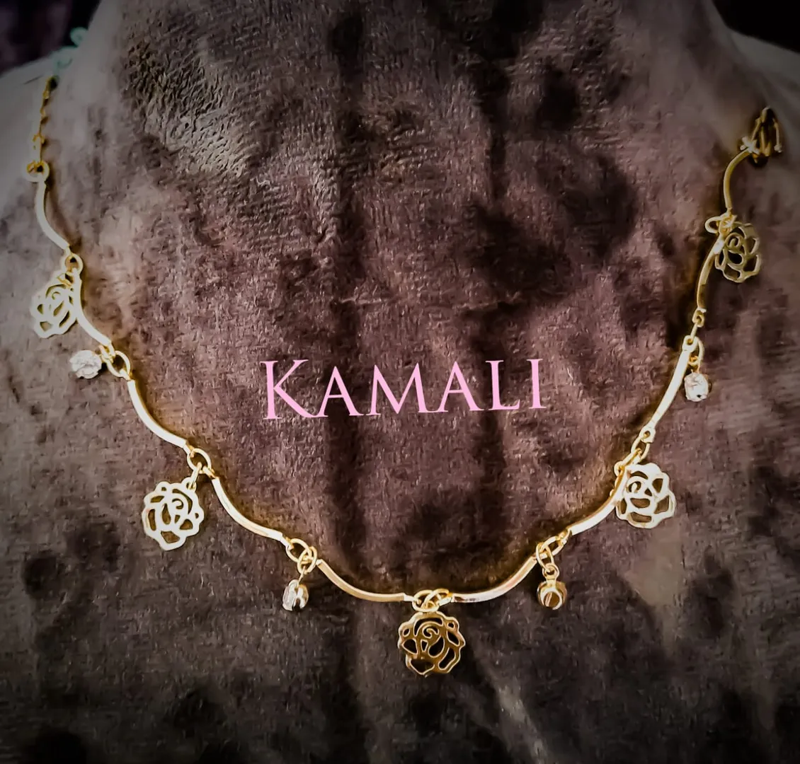 Fancy Ladies Bracelet
Less Weight Collections
Fas...