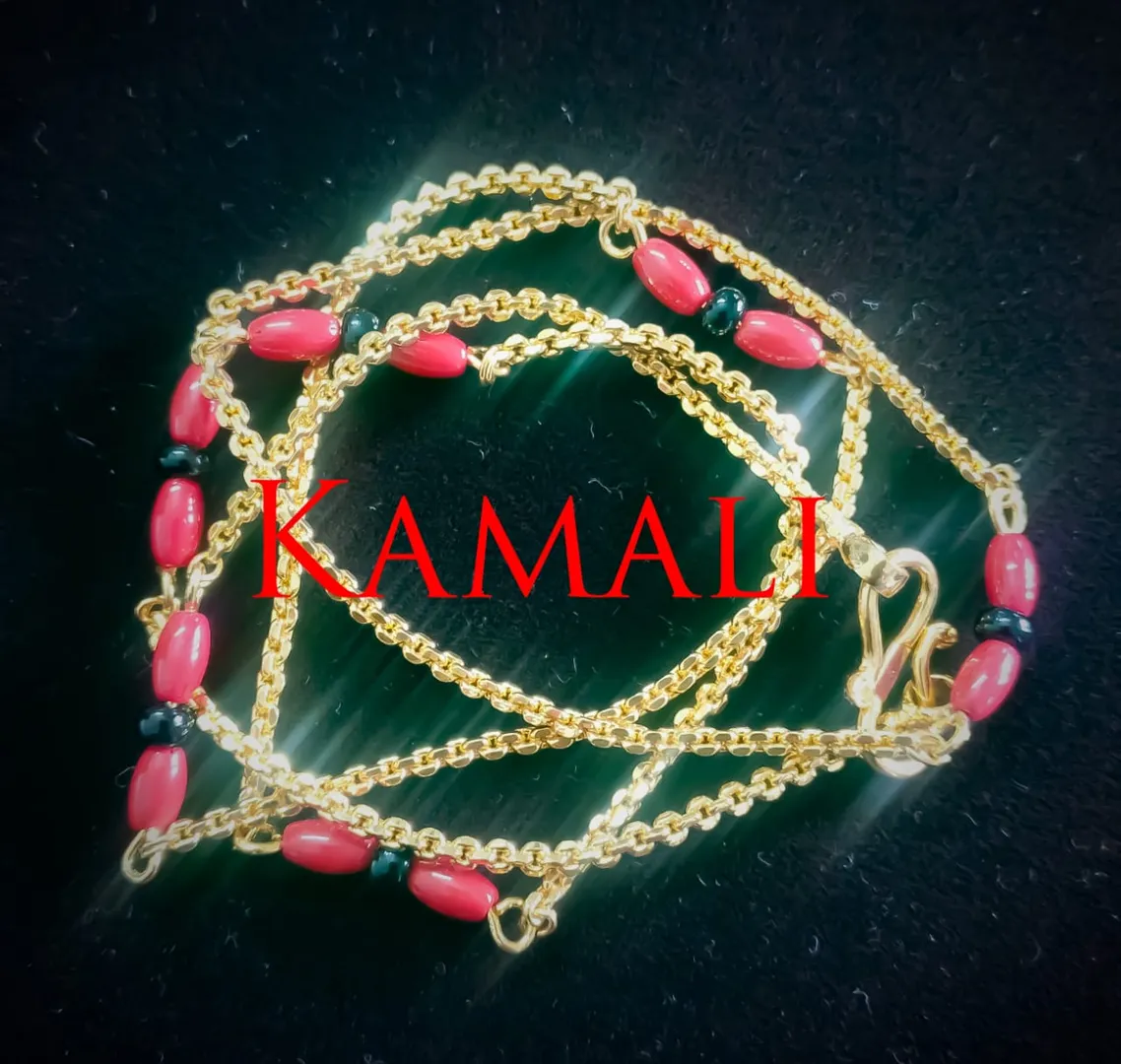 Coral and Black Bead Chain - 24 Inches
Fashion o...