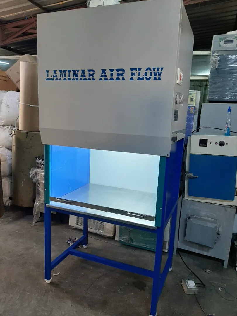 LAMINAR AIR FLOW (VERTICAL MODEL) : -
This Laminar...