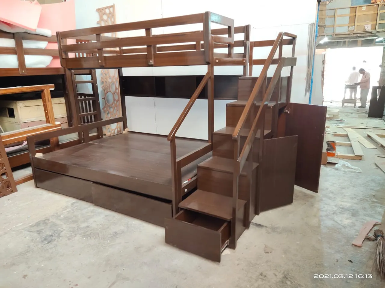 Family Bunk bed
Bunk bed with 100% Security....Lo...