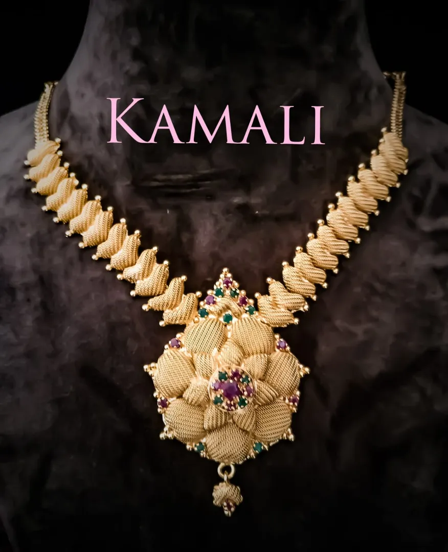 Gold plated Netted Necklace set for women.
Fashio...