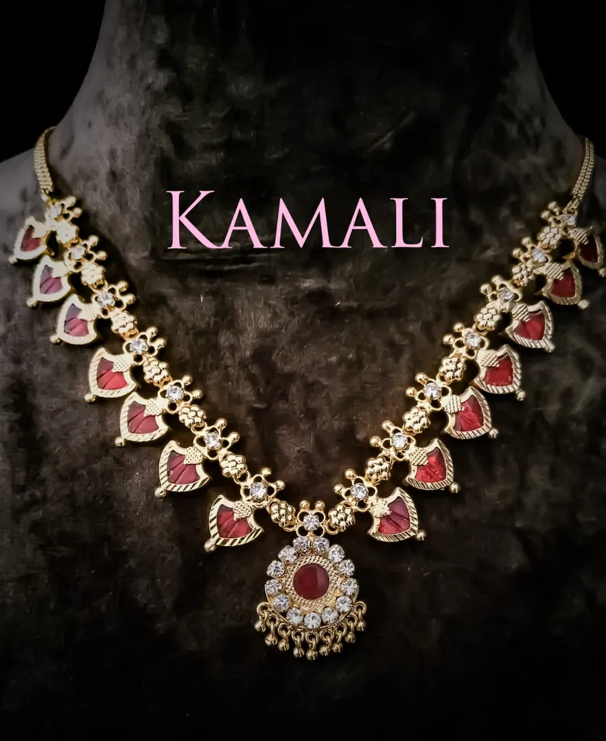 Kerala Traditional Jewellery.
Pallakka Haram.
Re...