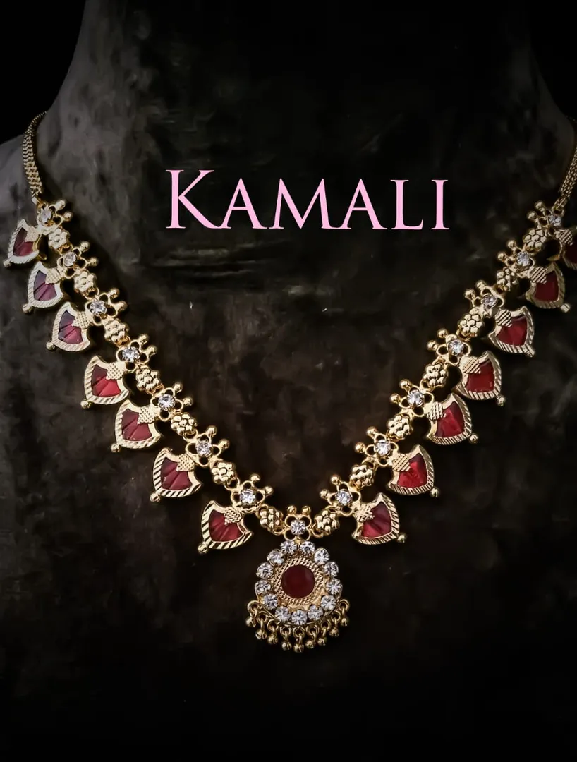 Kerala Traditional Jewellery.
Pallakka Haram.
Re...