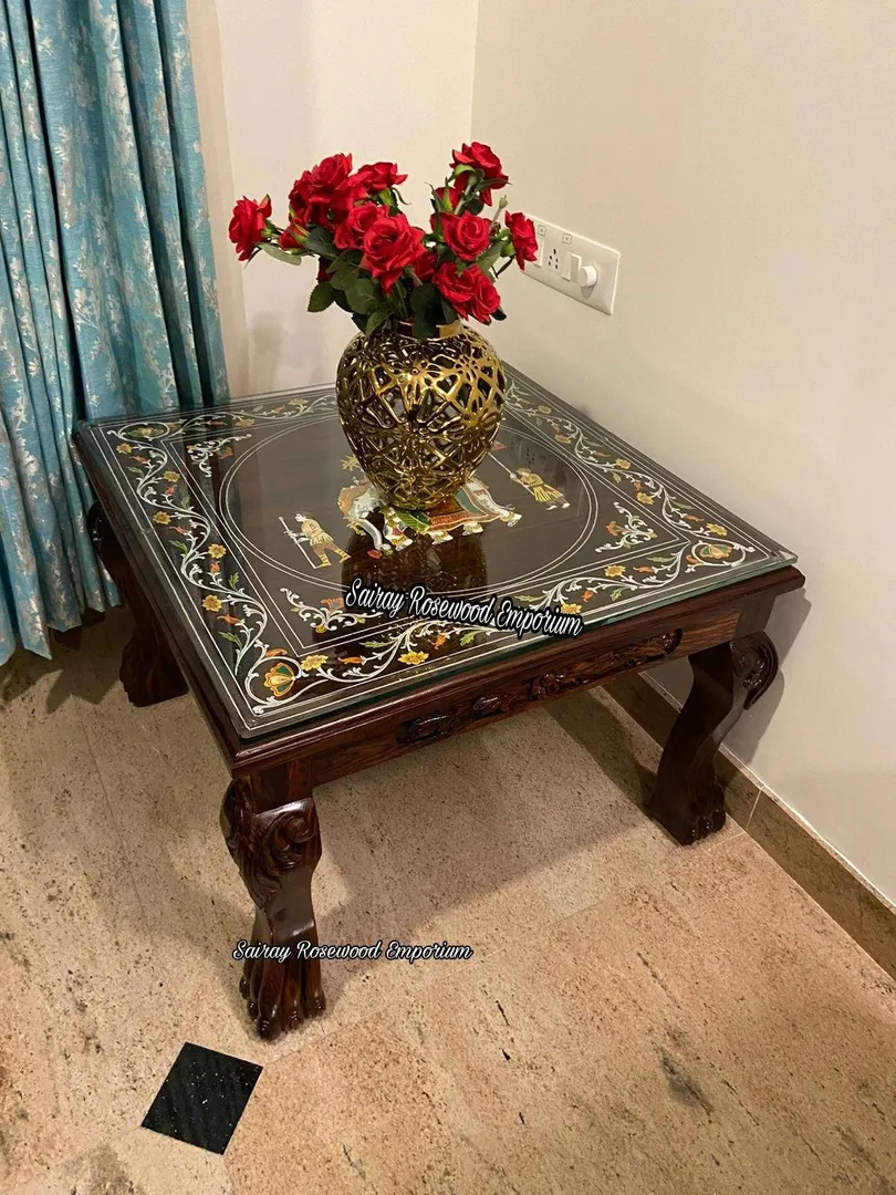 Rose wood corner Table or Side table 28X28
With Da...